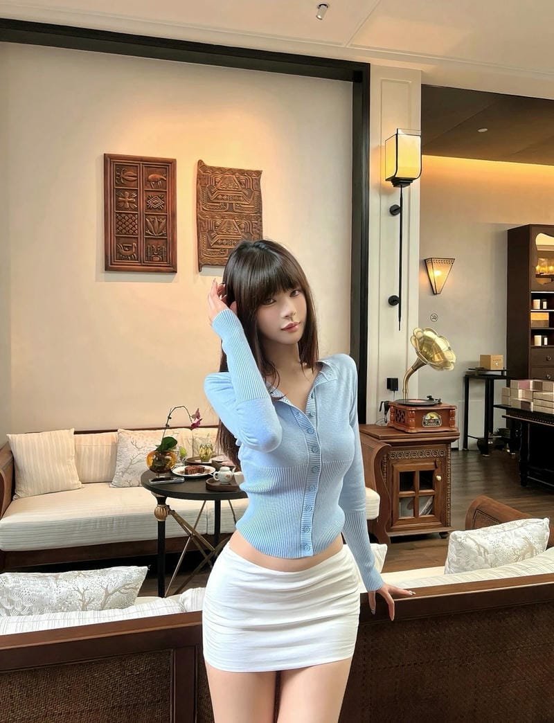 gái xinh mặc váy ngắn trắng 27