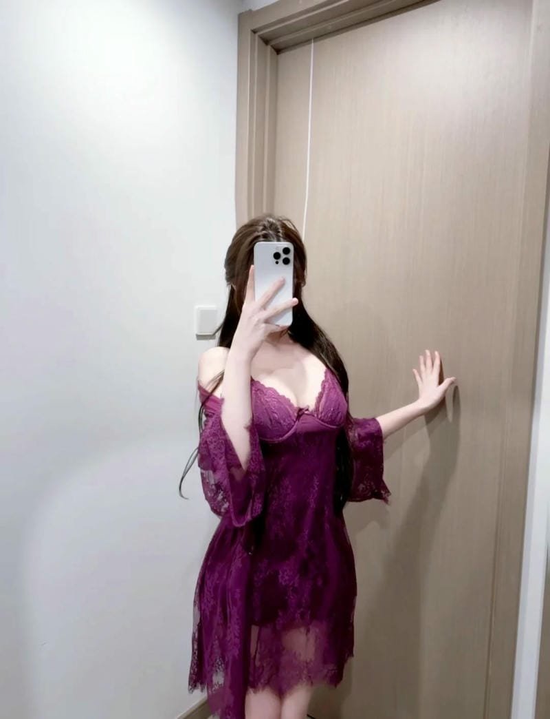 gái xinh mặc váy ngủ 18
