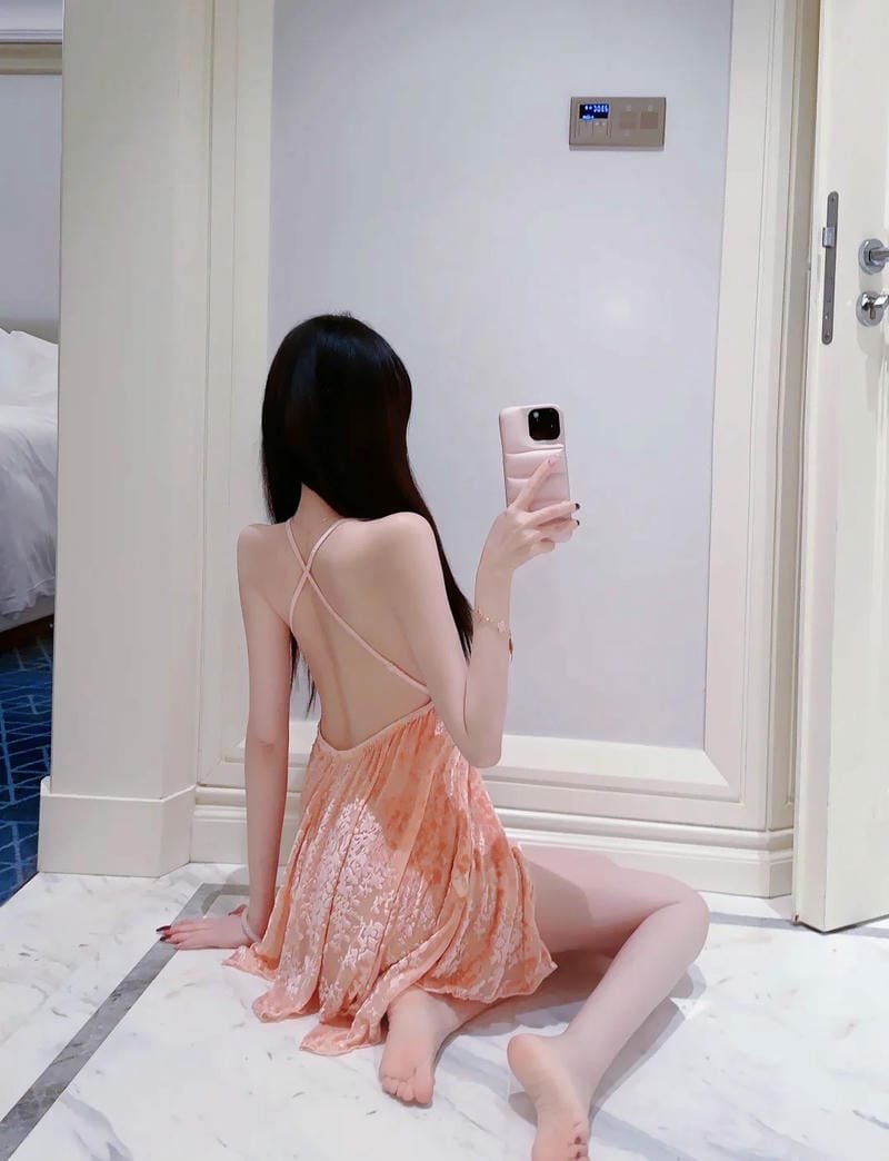 gái xinh mặc váy ngủ 7