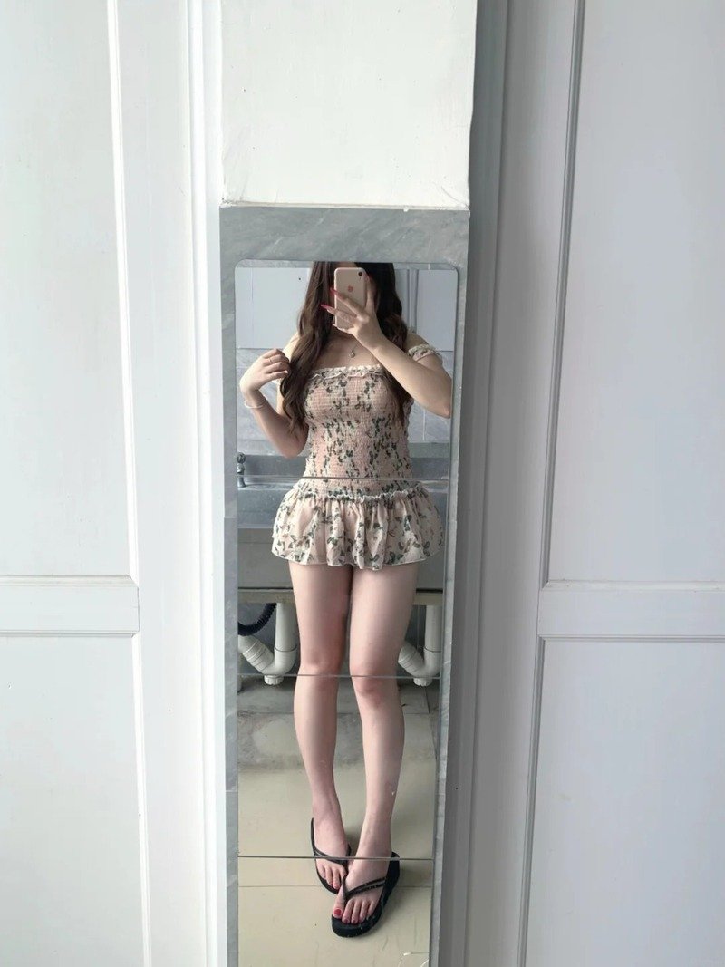 gái xinh mông to 1