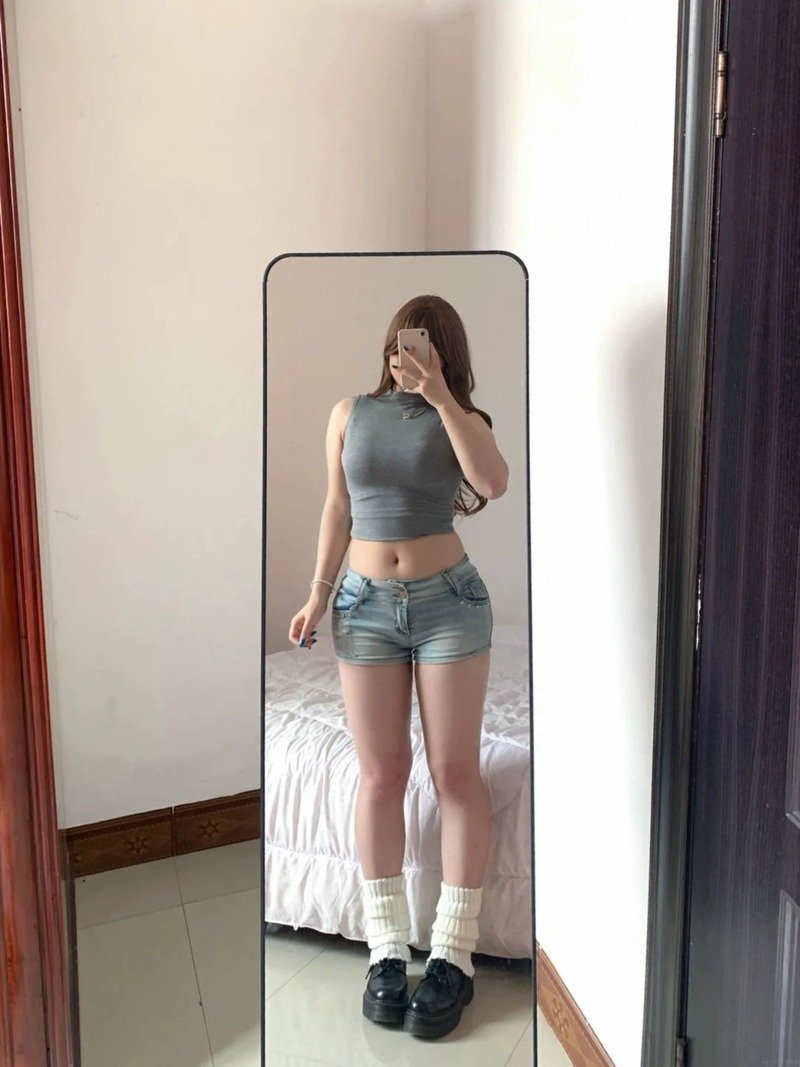 gái xinh mông to 2