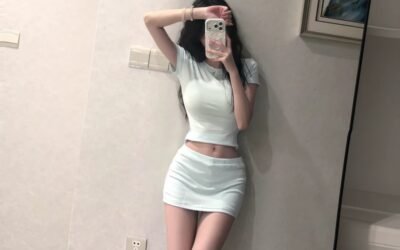 173+ gái xinh TikTok mặc váy ngắn đẹp cuốn hút với visual nổi bật