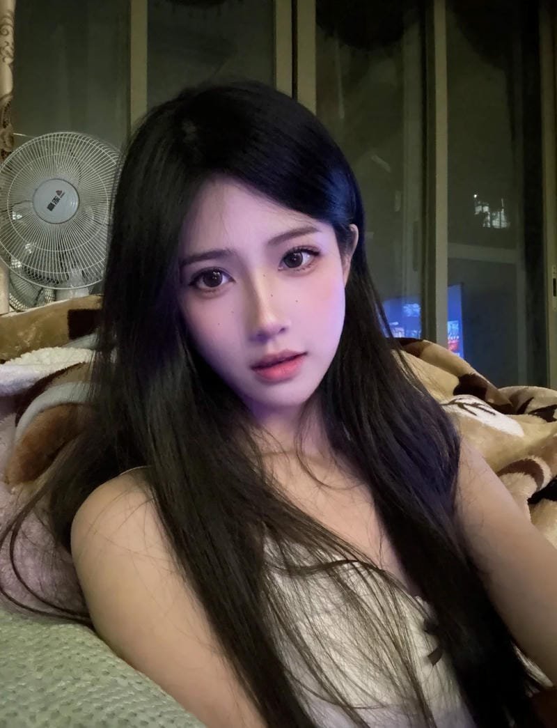 gái xinh tự sướng 11