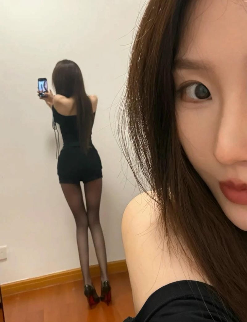 gái xinh tự sướng 19