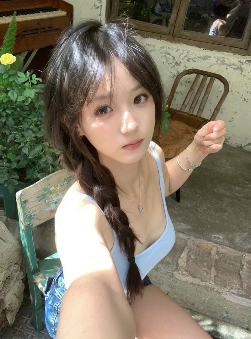 gái xinh tự sướng 28