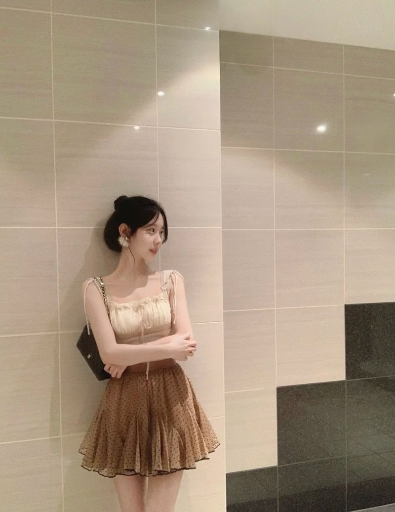 gái xinh việt nam mặc váy ngắn 7