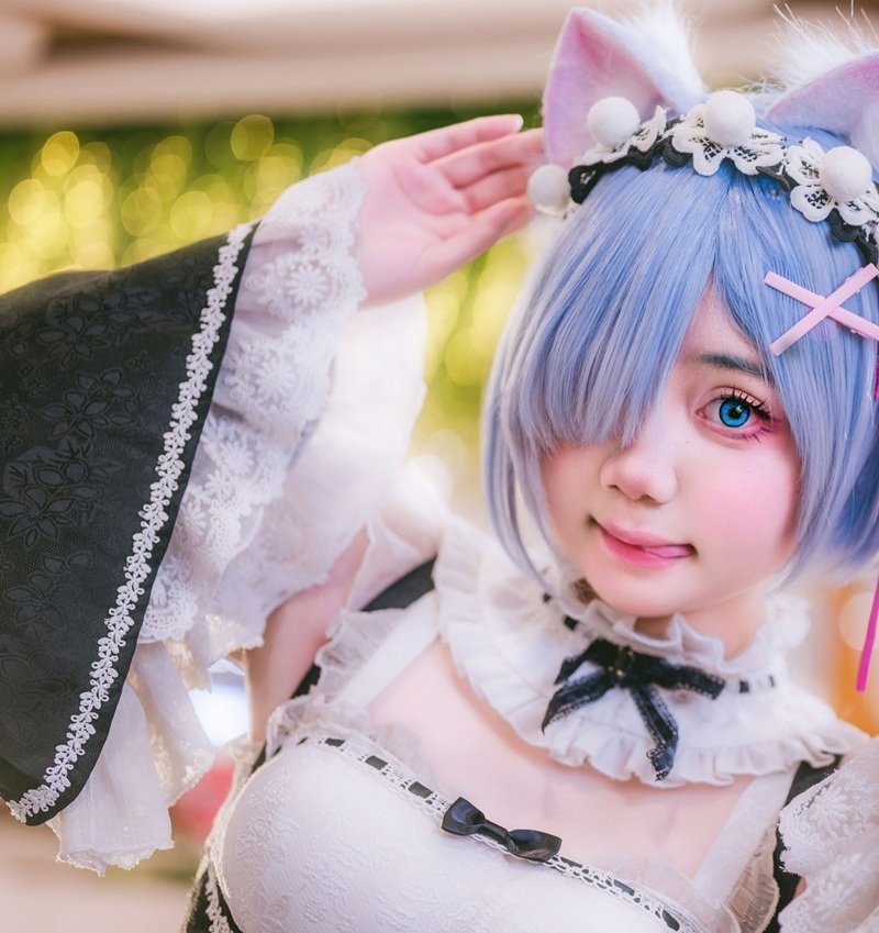 gái xinh vú to cosplay 2