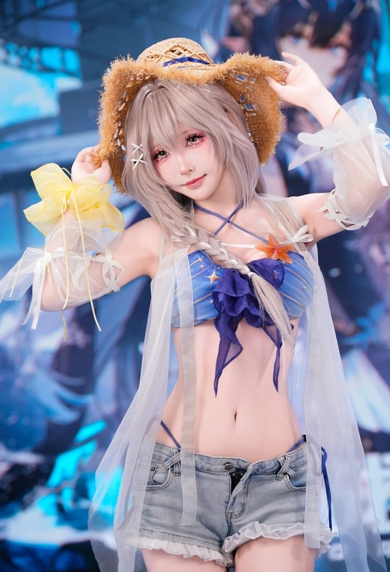 gái xinh vú to cosplay 28