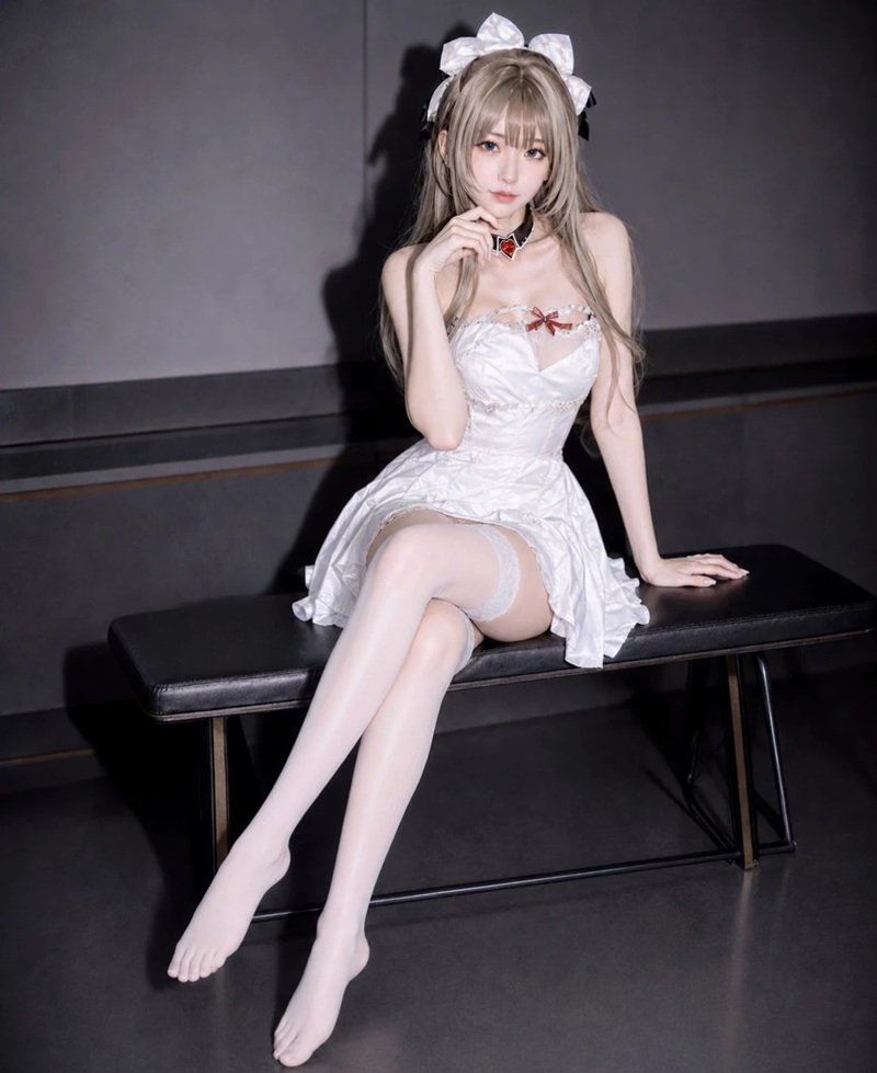 gái xinh vú to cosplay 29