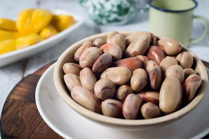 Giá trị và thành phần dinh dưỡng trong hạt mít