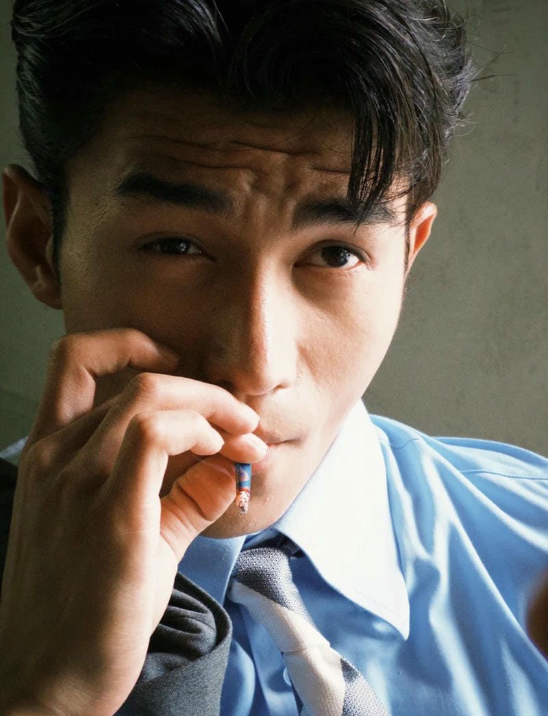 hình ảnh hút thuốc ngầu nam 27