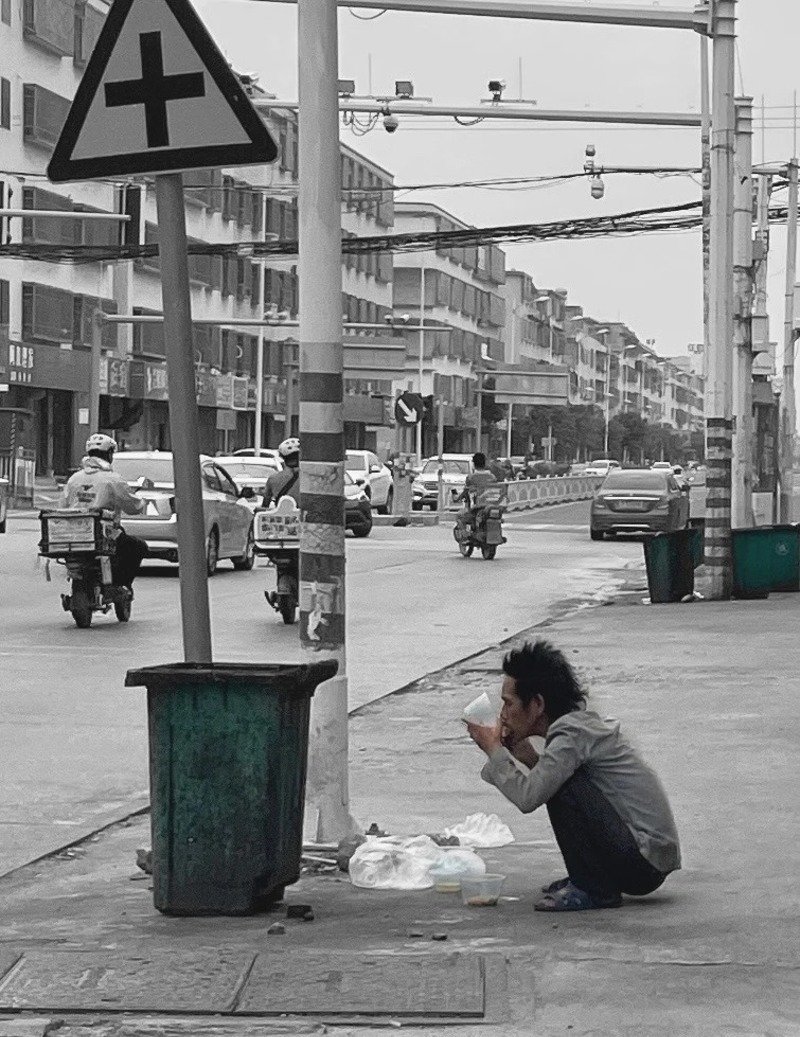 hình ảnh nghèo hài hước 18