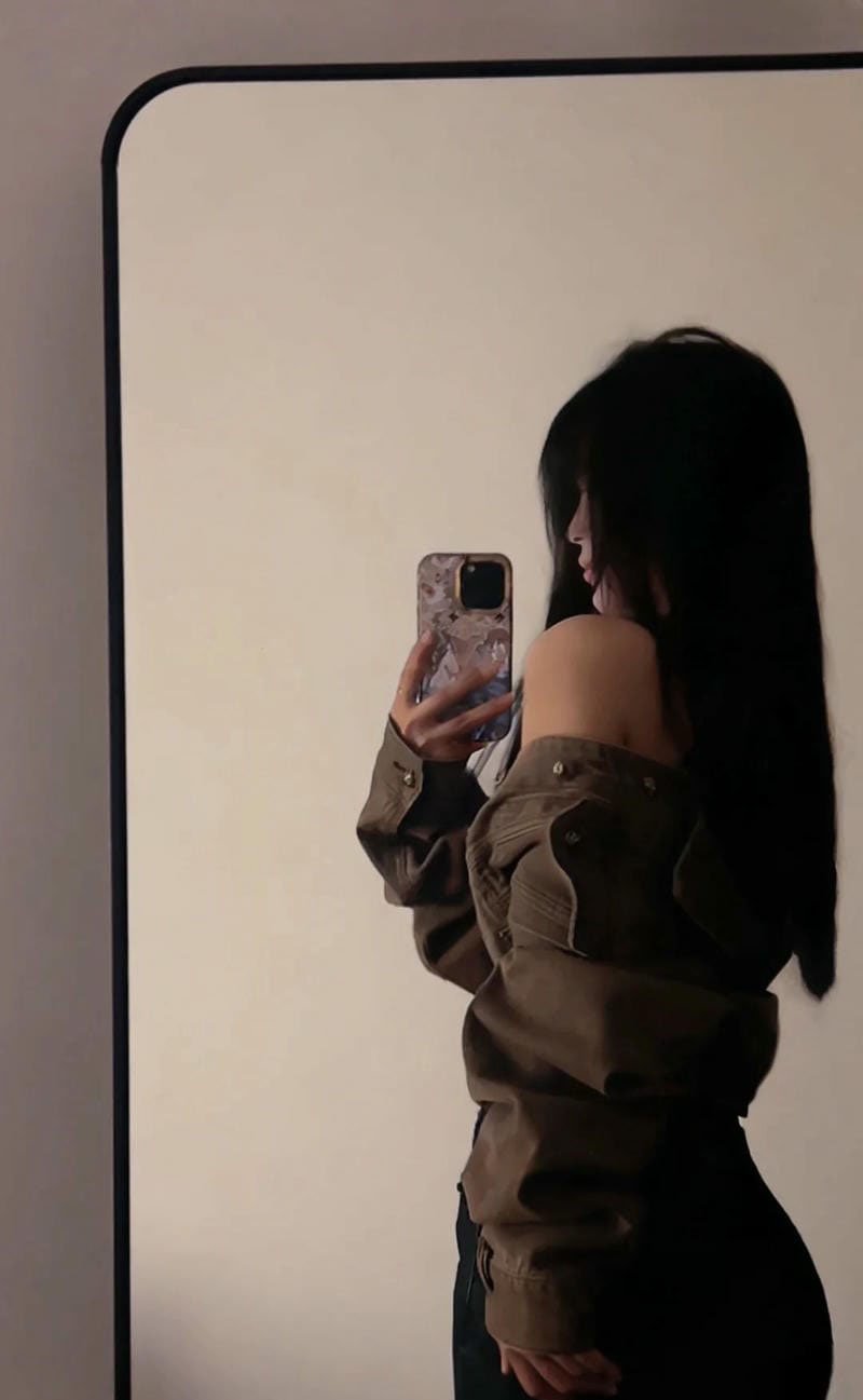 hình ảnh nữ che mặt ngầu 17