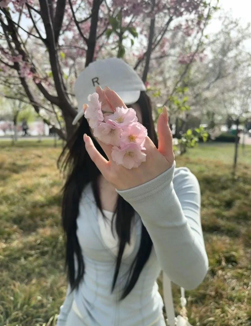 hình ảnh nữ che mặt ngầu 24