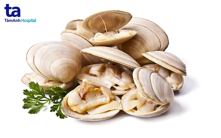 Món ngao hấp là thực phẩm bổ sung canxi tự nhiên cho người bệnh loãng xương