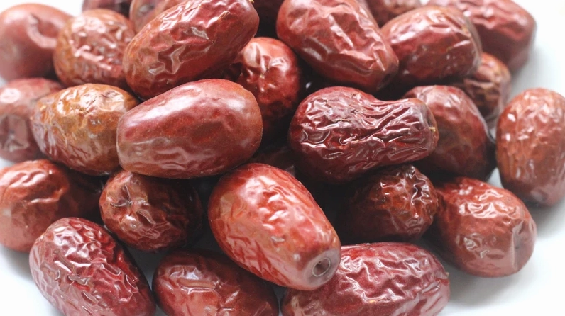 Một ngày nên ăn bao nhiêu quả táo đỏ khô để tốt cho sức khỏe
