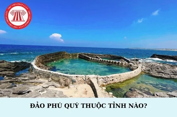 Ngọn hải đăng trên Đảo Phú Quý