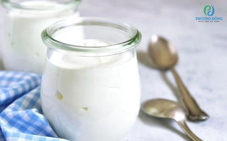 Sữa chua chứa nhiều lợi khuẩn giúp hệ tiêu hóa hoạt động tốt hơn