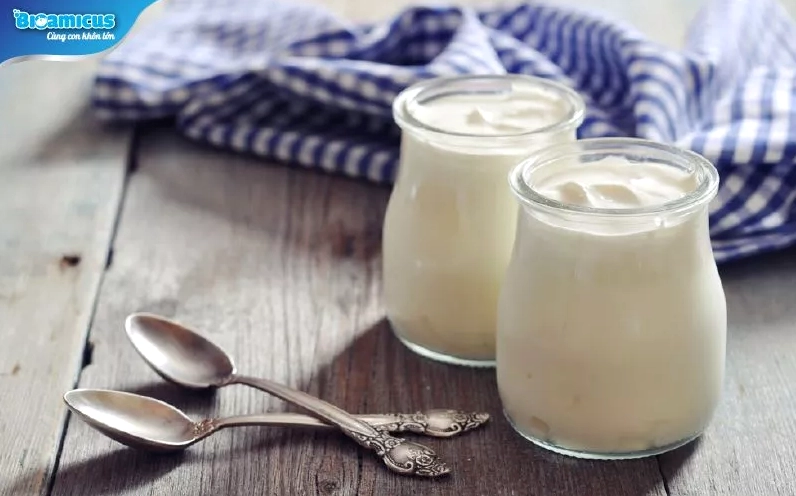 Sữa chua là thực phẩm vàng cho hệ tiêu hóa của bé