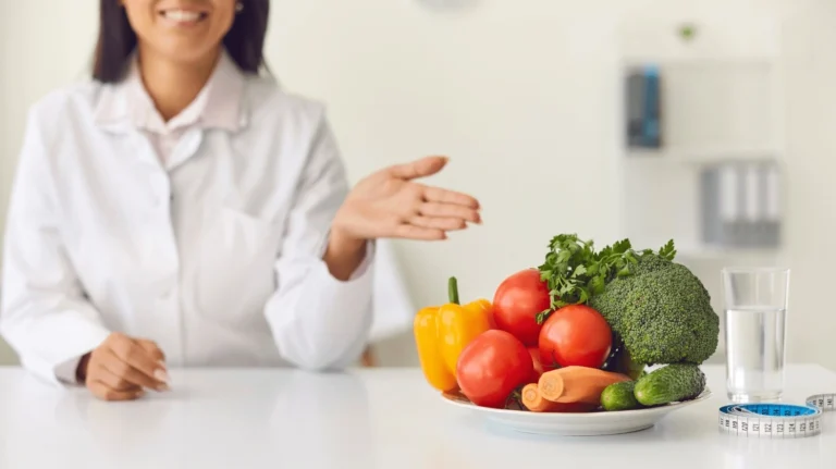 Suy thận không nên ăn trái cây gì? Danh sách thực phẩm cần tránh