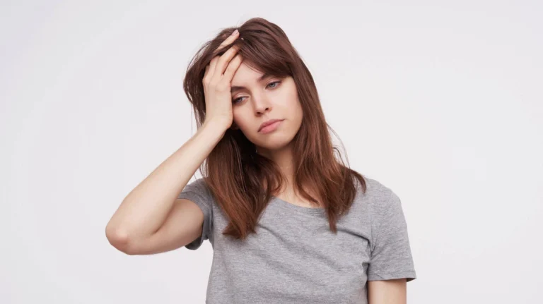 Thiếu máu lên não nên ăn gì? Thực phẩm tốt nhất để cải thiện tuần hoàn