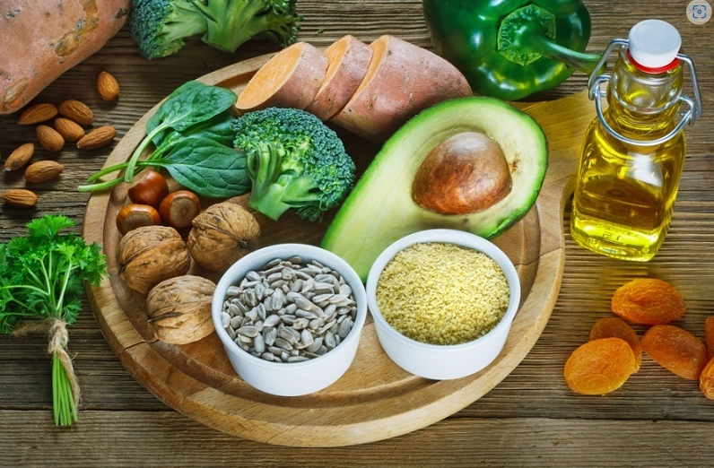 Thực phẩm giàu vitamin C và E hỗ trợ liền da nhanh