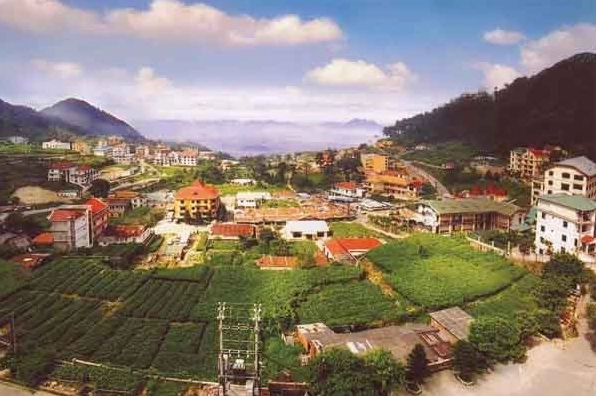 Toàn cảnh thị trấn Tam Đảo nhìn từ trên cao