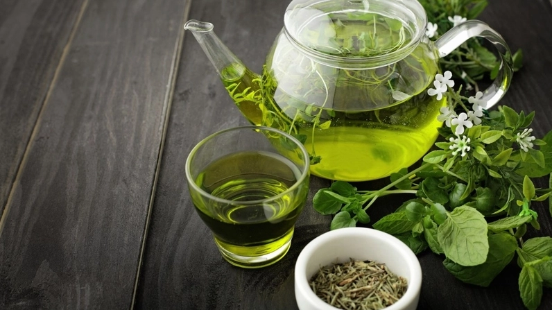 Trà xanh với chất chống oxy hóa giúp cải thiện sức khỏe mạch máu