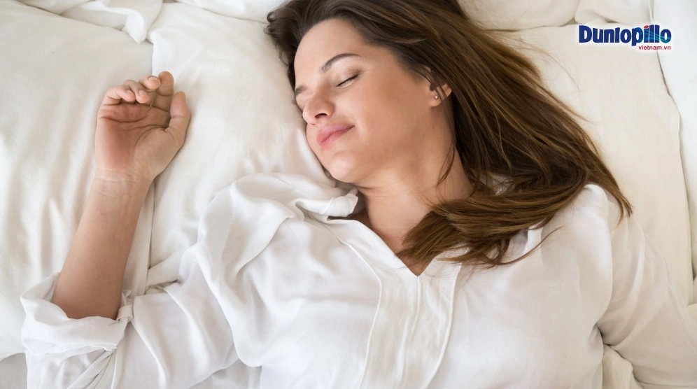 Ăn táo đỏ khô giúp giấc ngủ tốt hơn