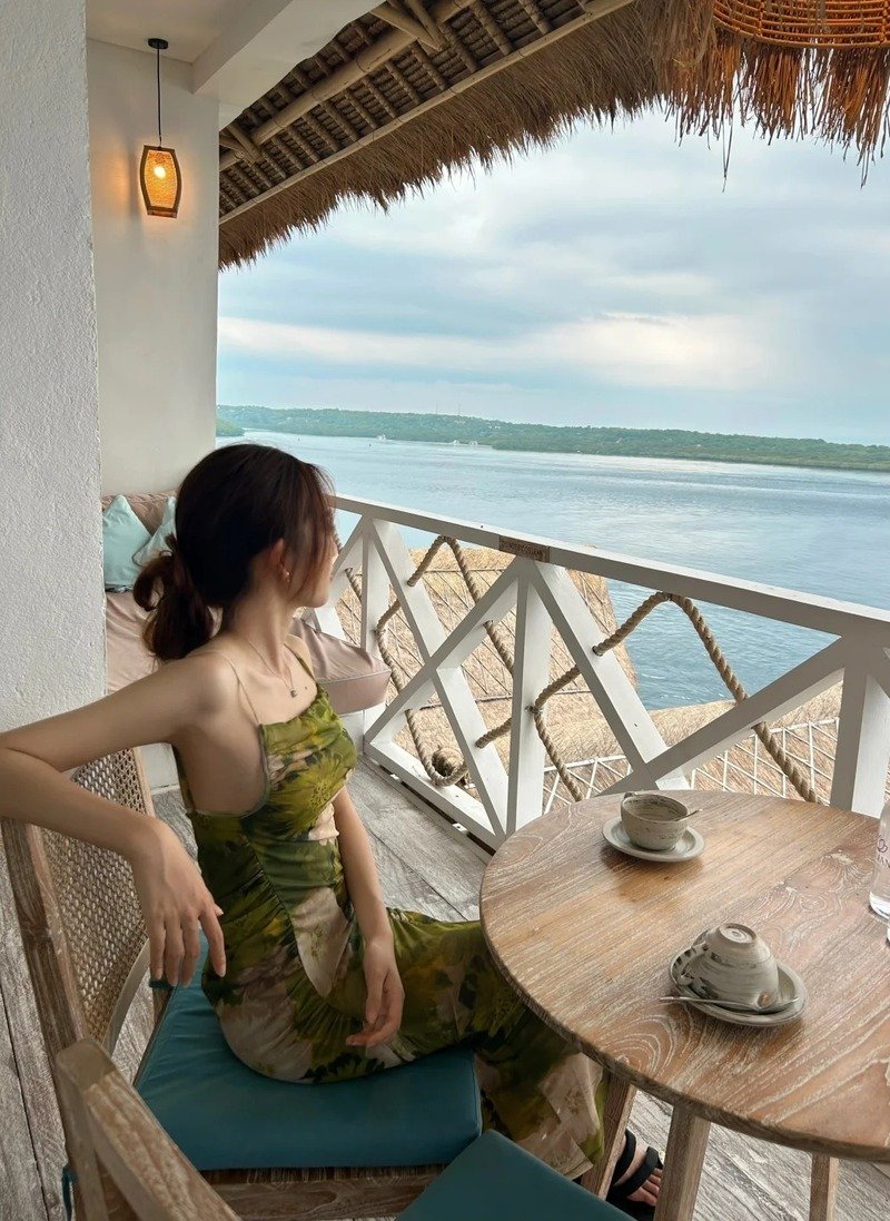 ảnh gái xinh giấu mặt 14