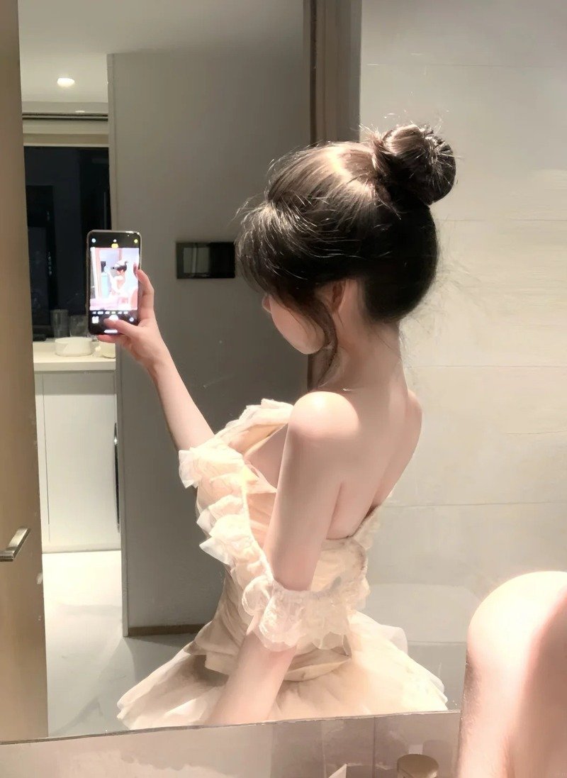 ảnh gái xinh giấu mặt 8
