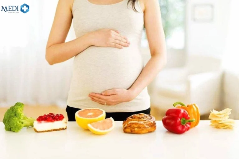 Bầu 3 tháng đầu không nên ăn gì? Danh sách thực phẩm mẹ cần biết