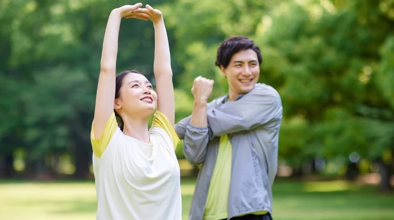 Bổ sung vitamin D và vận động đều đặn giúp cơ thể hấp thu canxi tốt hơn