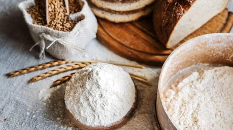 Bột mì trắng tinh chế dễ tiêu hóa, tốt cho người ốm