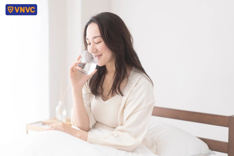 Bù nước và điện giải là rất quan trọng khi bị tiêu chảy