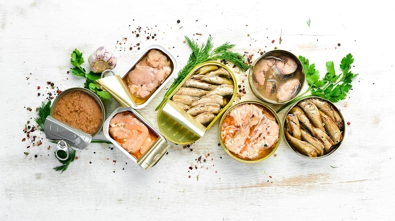 Cá đóng hộp cần lựa chọn cẩn thận, ưu tiên loại ít thủy ngân. 