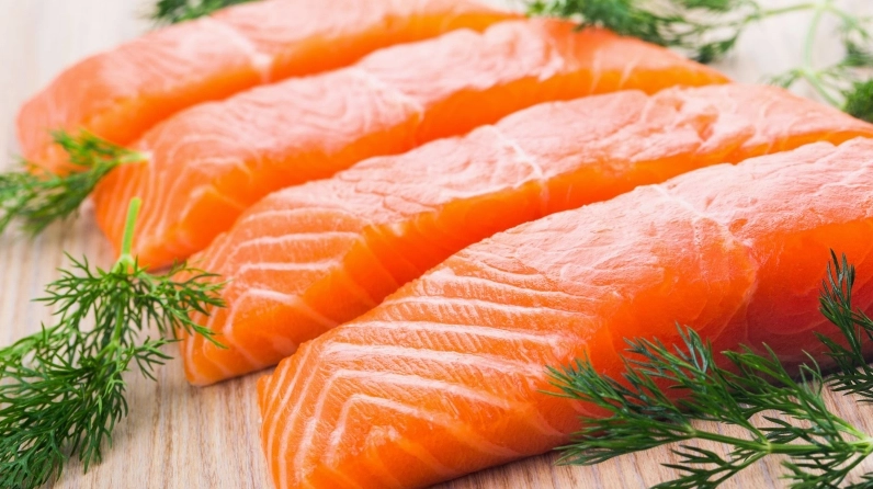 Cá hồi tốt cho người rối loạn tiền đình