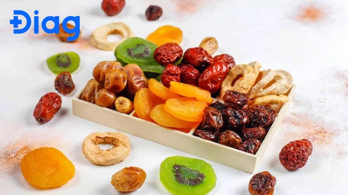 Các loại trái cây sấy là thực phẩm người bệnh tiểu đường nên kiêng.