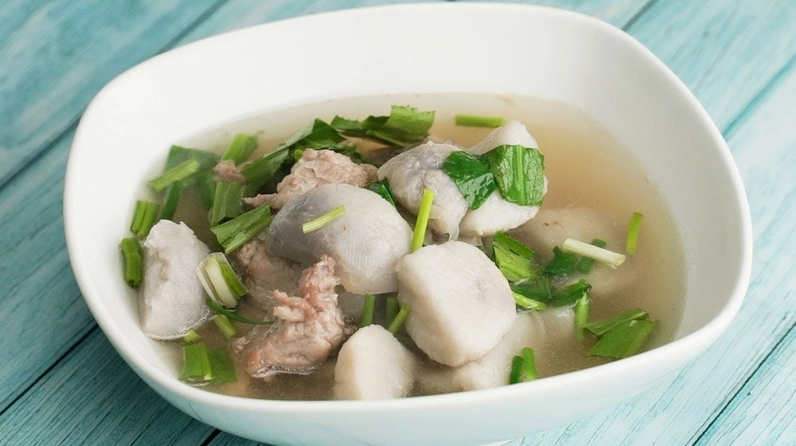 Cẩn trọng khi sơ chế khoai sọ để tránh ngứa