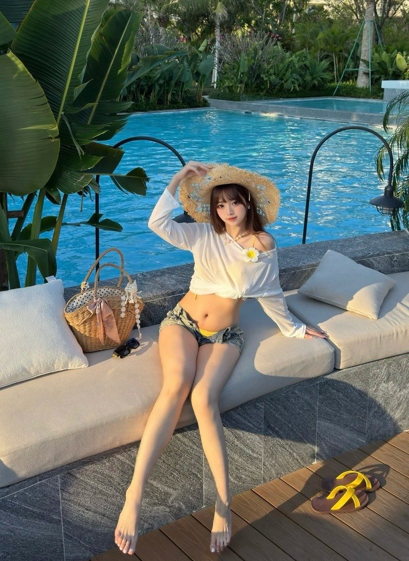gái singapore 17