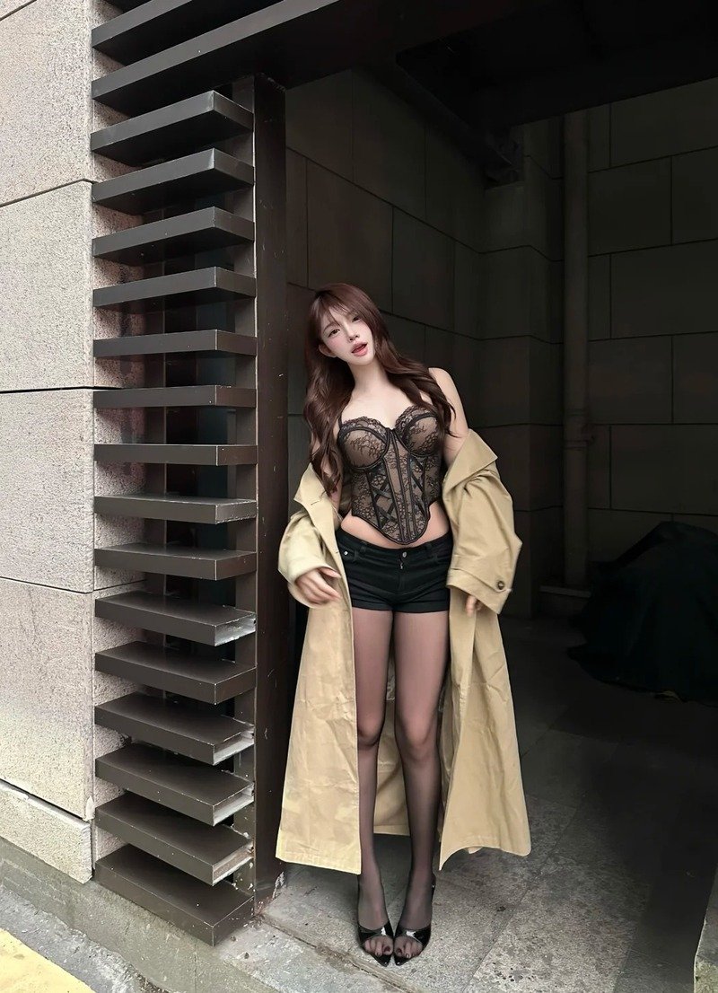gái xinh mặc đồ ren 18