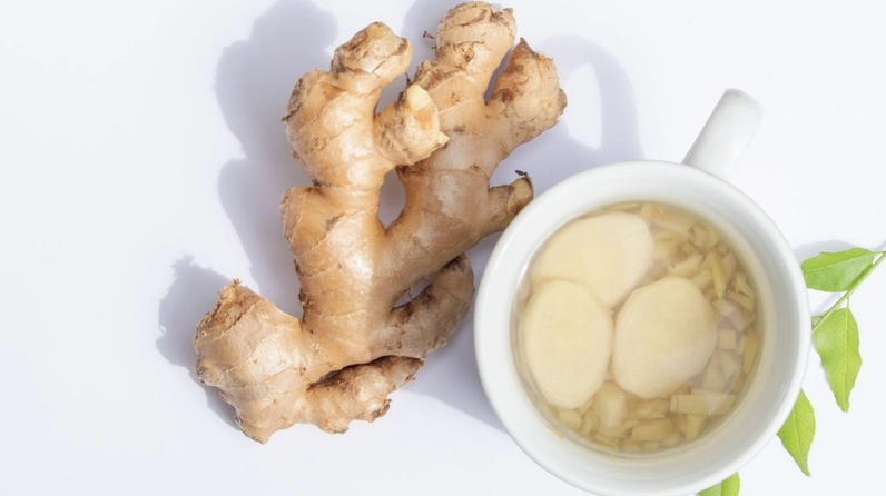 Hạn chế các món ăn, trà hoặc nước uống có chứa gừng