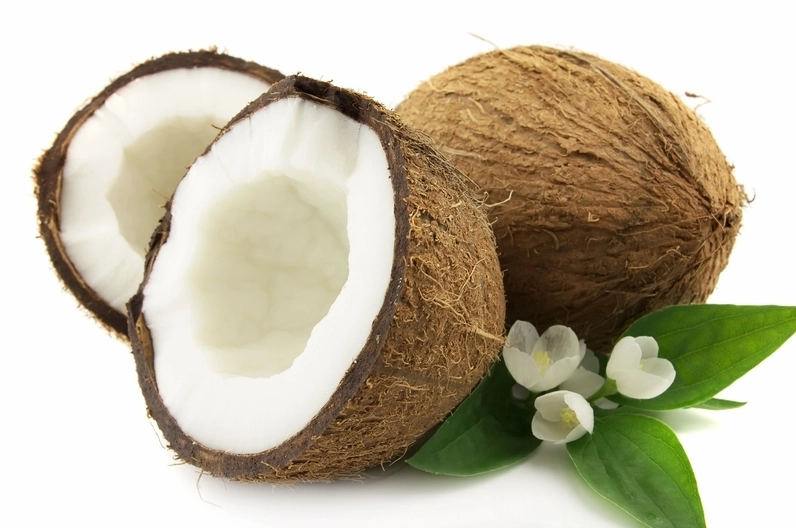 Lợi ích và rủi ro khi ăn cùi dừa
