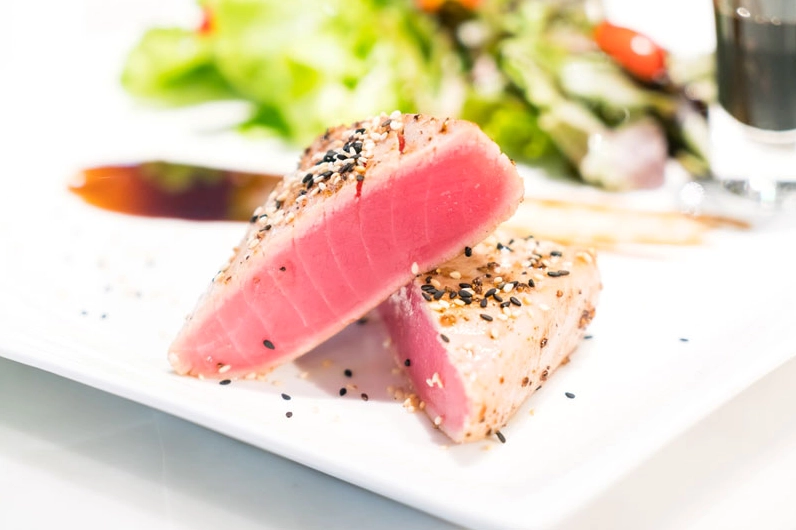 Lượng thủy ngân trong cá ngừ không tốt cho bà bầu