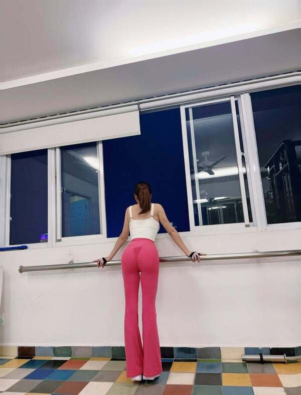 lý nhã kỳ 18