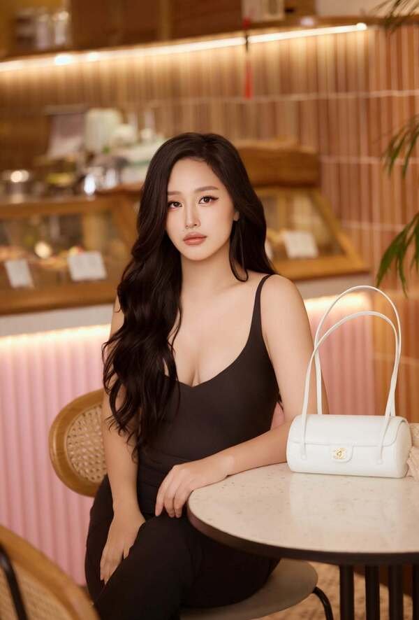 mai phương thuý 22