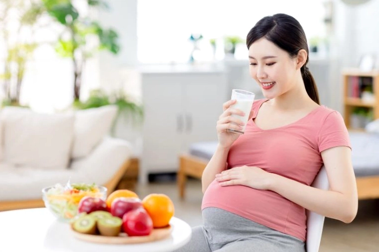 Mẹ bầu cần bổ sung dinh dưỡng khi thai nhi đói