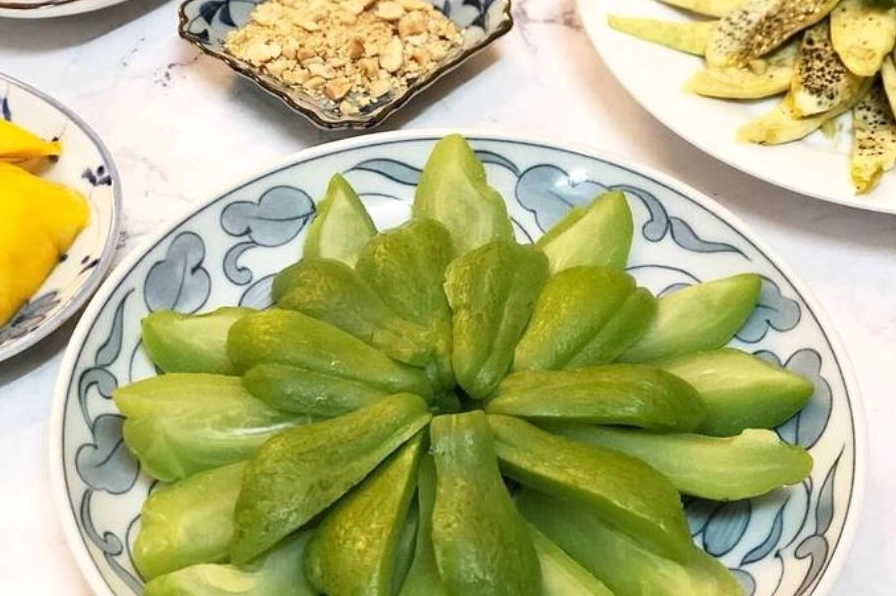 Món su su luộc thanh mát.