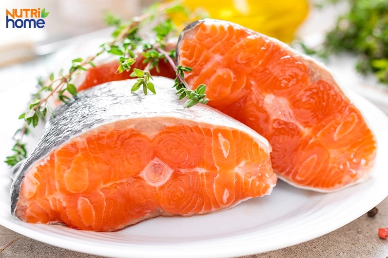 người mất ngủ nên ăn gì, cá hồi