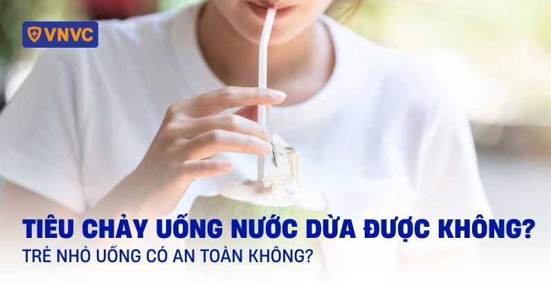 Nước dừa tươi giúp bù nước và khoáng chất cho người bị tiêu chảy.